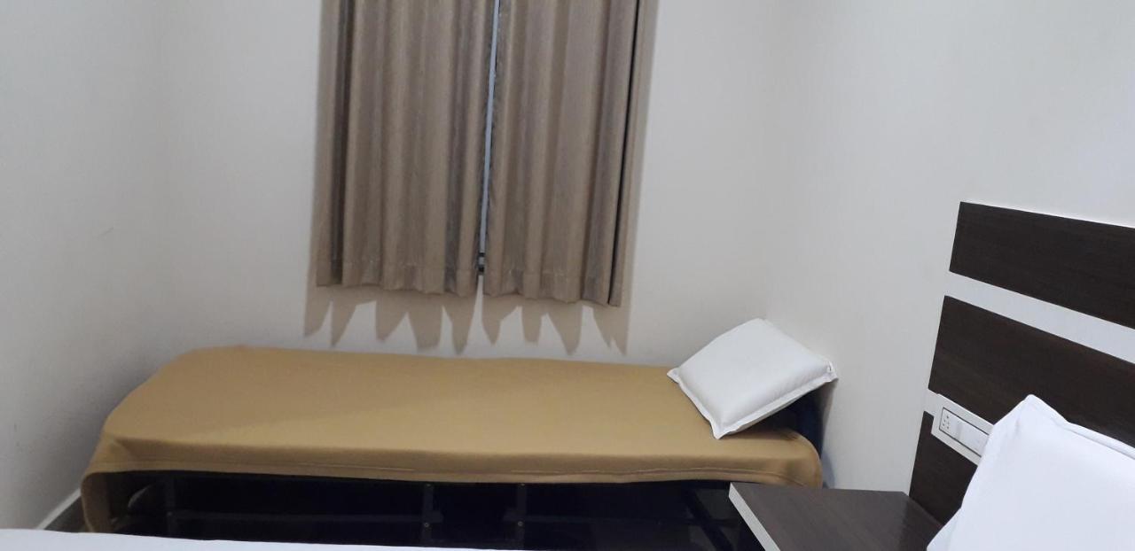 Mp Residency Hotell Kumbakonam Eksteriør bilde